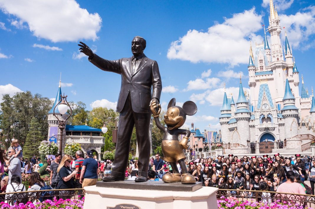 Disneyland Testing Move Toward a Cashless Park