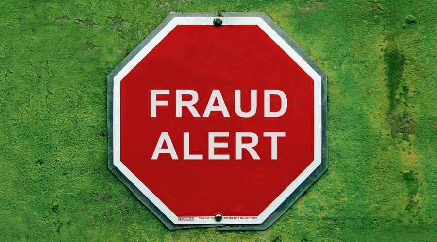 Poland, Ukraine Joint Raids Shut Down Fake Trading Scheme That Hit Thousands of Investors