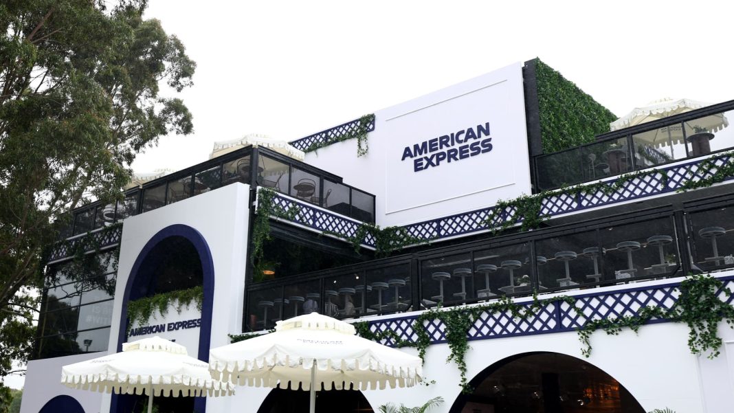 Amex, Chase credit card lounge battle moves beyond the airport