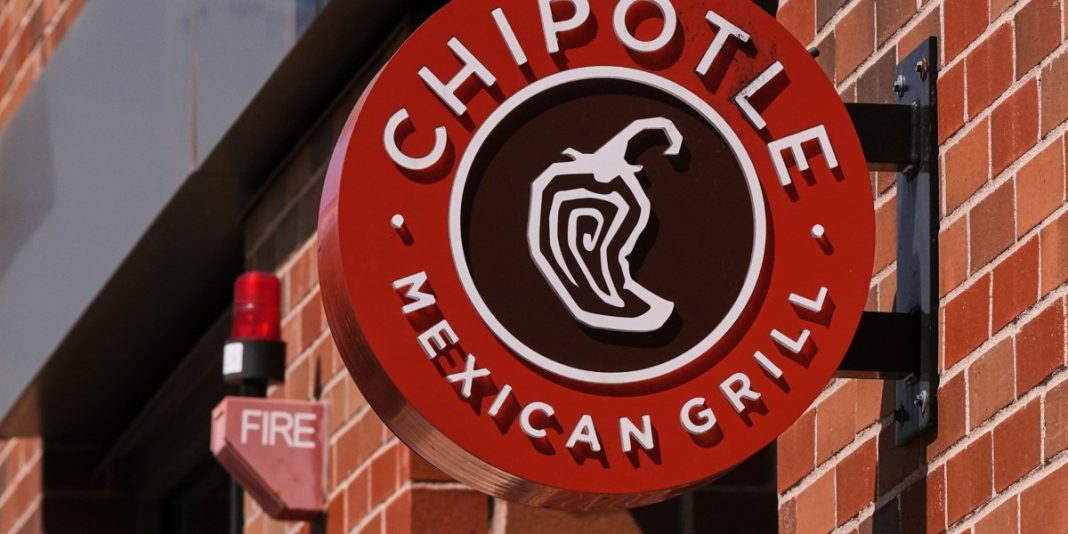 93% of jalapeno salmonella problems came from Mexican restaurants including Chipotle and Qdoba, officials say