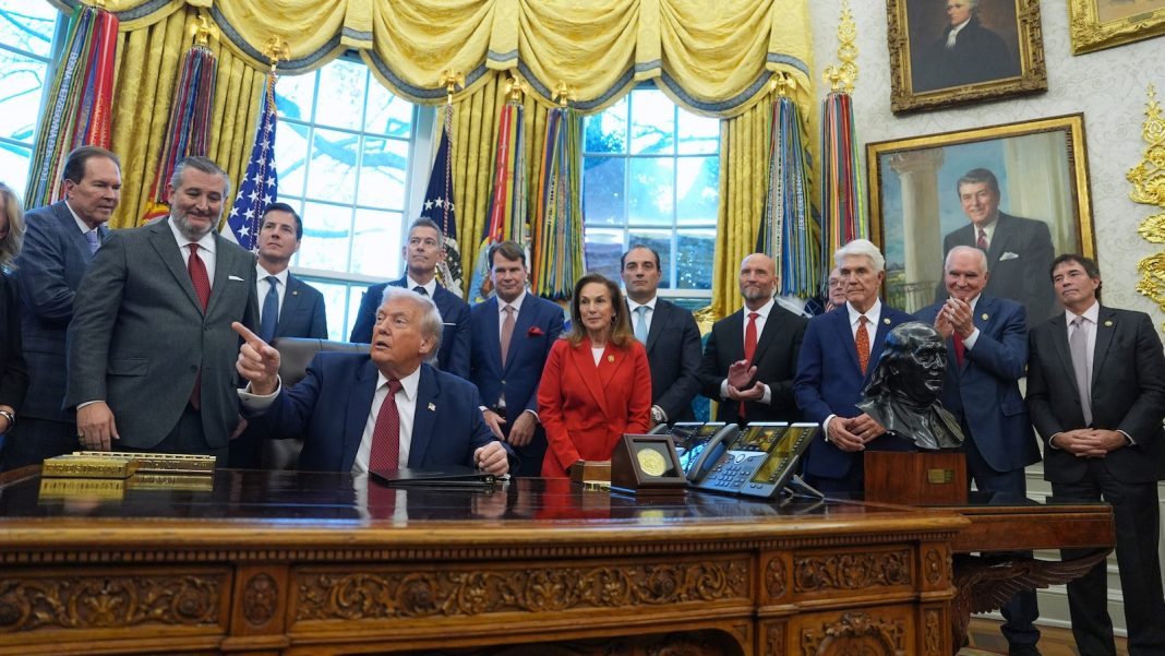 Environmental groups sue Trump administration over eased vehicle fuel economy rules