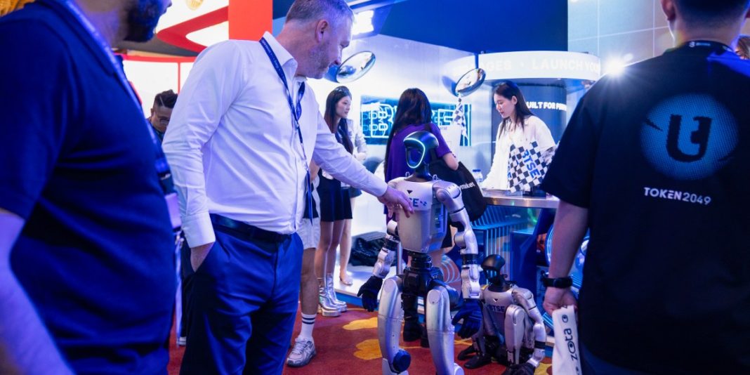 Norm will be to trade crypto through agents by 2028, Nansen CEO predicts